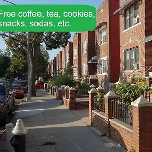 Men House Jfk Airport Homestay New York